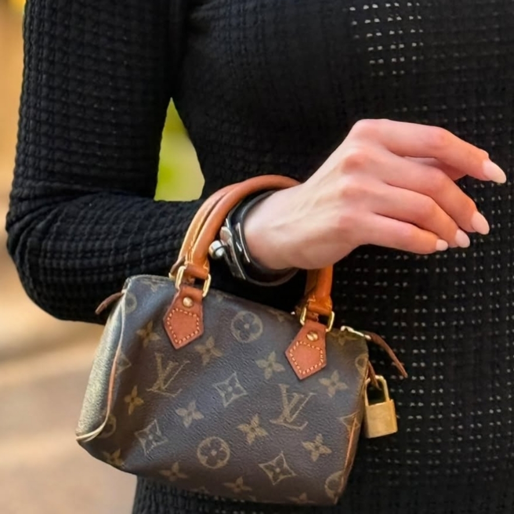 Authenticated Louis Vuitton Speedy NANO MONOGRAM VINTAGE LV Mini Macro SMALL - Picture 5 of 16